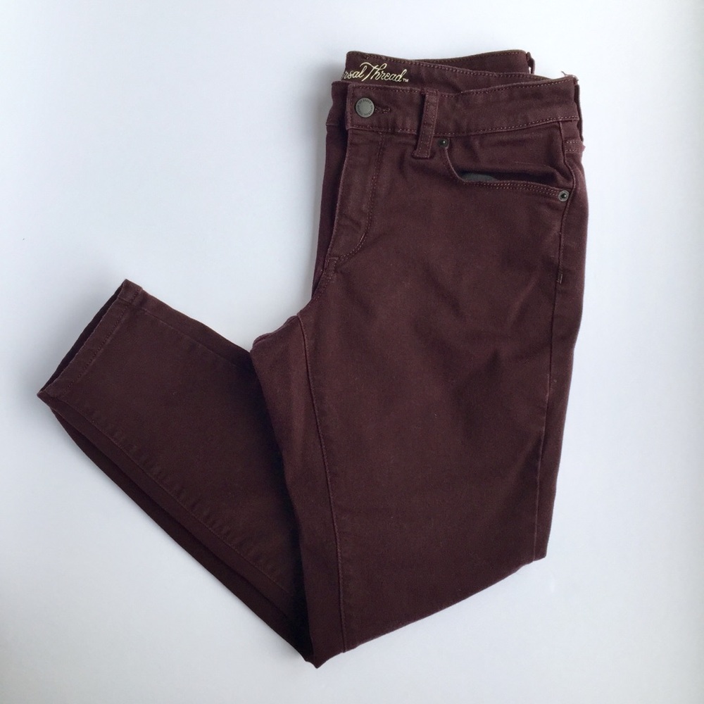 Universal Thread mid rise skinny size 8/29s jeans